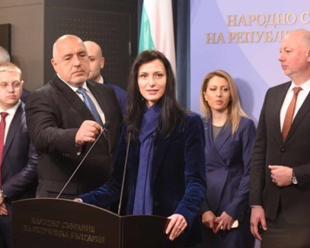 Борисов дава още ден за размисъл на ПП-ДБ, не отстъпва от Габриел