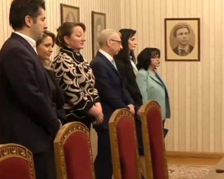 ГЕРБ отговориха на ПП-ДБ: Няма да отстъпим, разграничете се от Асен Василев