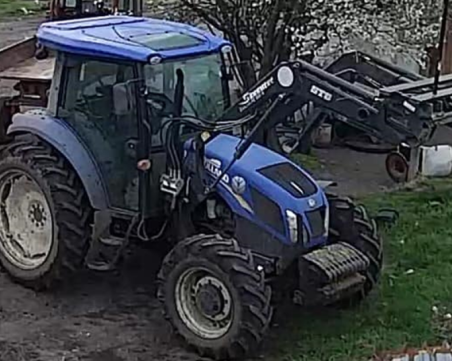 Откраднаха трактор от Института по животновъдни науки