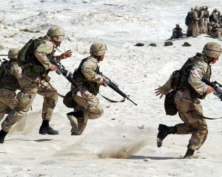 Руски медии: Френски военни влязоха в Украйна, прехвърлени от летище София