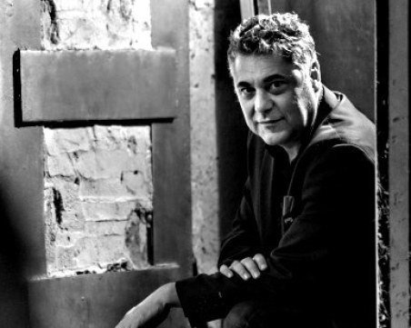 Отиде си писателят Алек Попов