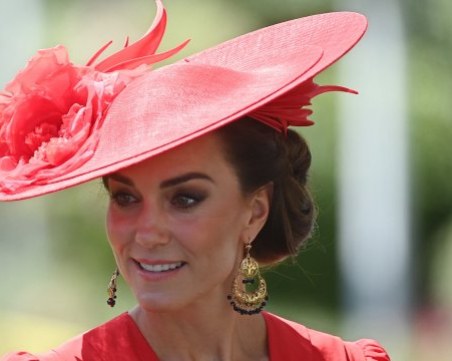 Кейт Мидълтън е с рак, кралското семейство помоли за разбиране