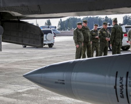 Украйна: Русия готви 100-хилядна войска за ново настъпление