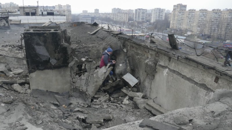 Ранени и големи щети по инфраструктурата след руския удар в Одеса