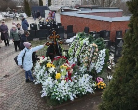 40 дни от смъртта на Навални! Организираха възпоменателна служба