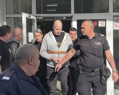 Бившият шеф на Военния съд поема защитата на Рангел Бизюрев