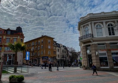 25 градуса но и дъжд ни очаква днес в Пловдив