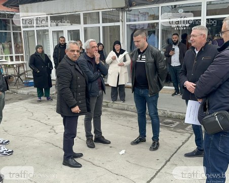 Акция в Столипиново! Общината си взима пазара, държан незаконно от съветника Яшар Асан