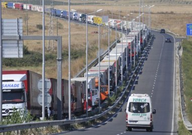 На 31 март България официално влиза в Шенген но само