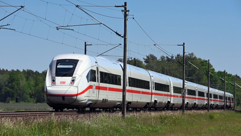 БДЖ-Пътнически превози ЕООД и Дойче бан (Deutsche Bahn) подписаха договор