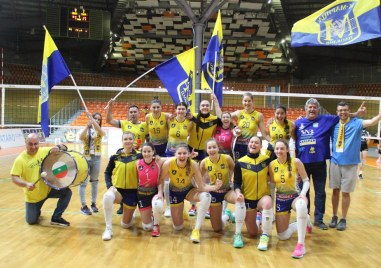 Шампионките от Марица Пловдив победиха Славия София с 3 0 25 14
