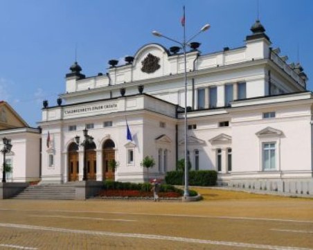 Четирима министри отказват да участват в служебен кабинет