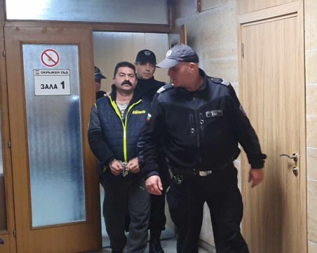 Смъртта на мъж спъна делото срещу убиеца Амет от Арман махала