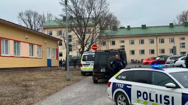 Стрелба в училище във Финландия! Дете загина, други две са в тежко състояние