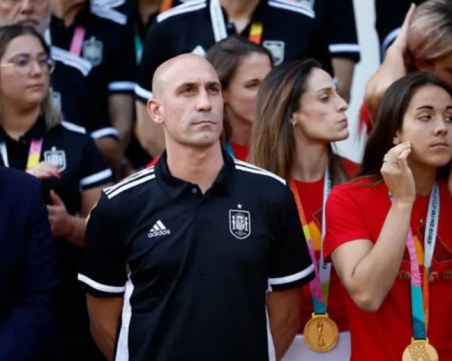 Арестуват бившия шеф на испанския футбол