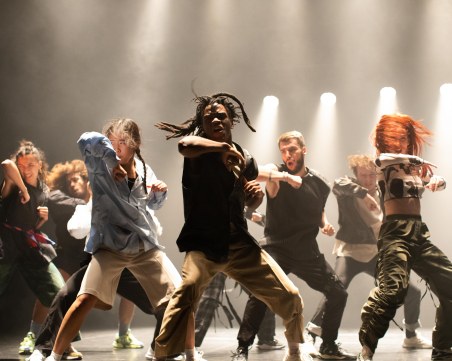 Френски рейв спектакъл открива One Dance Festival в Пловдив