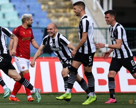 Силен Локомотив шокира ЦСКА в София, викове оставка на националния стадион