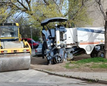 Ремонтни дейности в район 