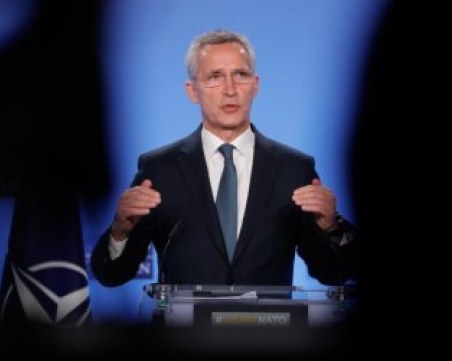 Йенс Столтенберг: НАТО не е и няма да бъде част от конфликта в Украйна