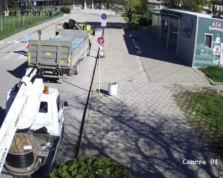 За да спести 2 лева: Вишка потроши бариерата на Гребната база