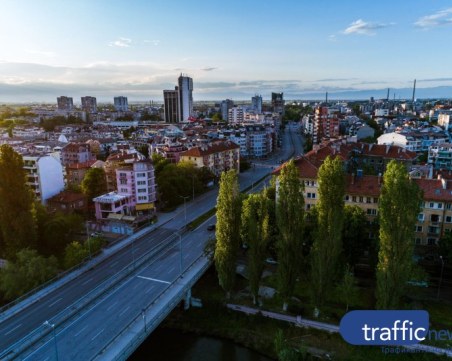 Проф. Рачев: Топлото време ще се задържи още седмица