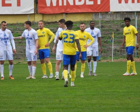 Марица с нова загуба във Втора лига, спасението става все по-трудно