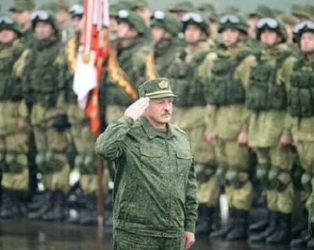 Започва SMS мобилизация в Беларус