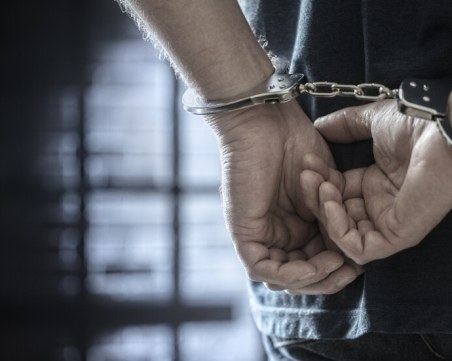 Арестуваха 18-годишен в Стамболийски, нападнал свой съсед