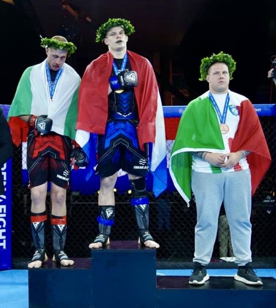 Българските ММА бойци спечелиха 18 медала от Европейското първенство в Белград