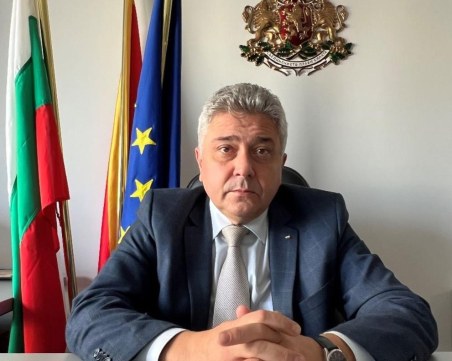 Kой е новият външен министър Стефан Димитров?