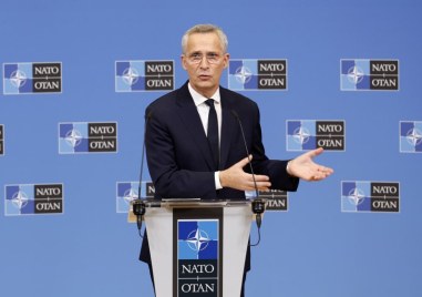 Генералният секретар на НАТО Йенс Столтенберг заяви че Украйна просто