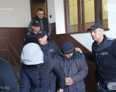 Апелативен съд остави в ареста двама от ОПГ за търговия с инструменти с чужди марки