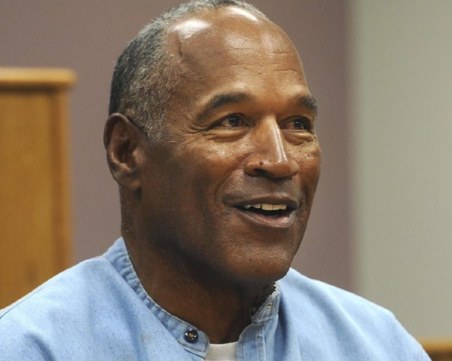 Почина скандалният футболист О Джей Симпсън, обвинен в убийството на съпругата си