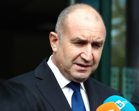 Президентът: България привлече капитали за 200 млн. чрез 