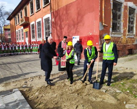 Нова финансова брадва за Пловдив от Европа! Връща 600 хил. лева заради проточил се ремонт