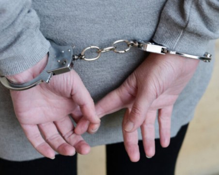 Оставиха в ареста жената, вкарала в капана си редица пловдивчани с 