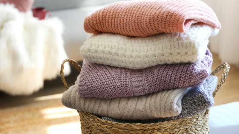 Как да съхраняваме зимните дрехи през топлите месеци