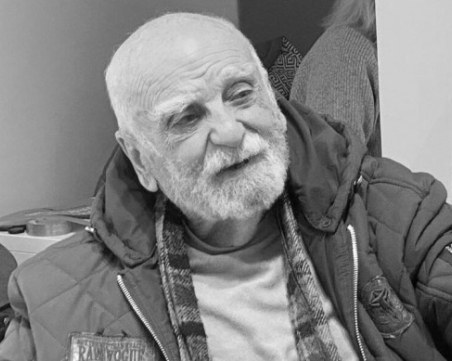 Почина художникът проф. Васил Овчаров