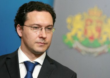 Министър председателят Димитър Главчев инициира промени в персоналния състав на