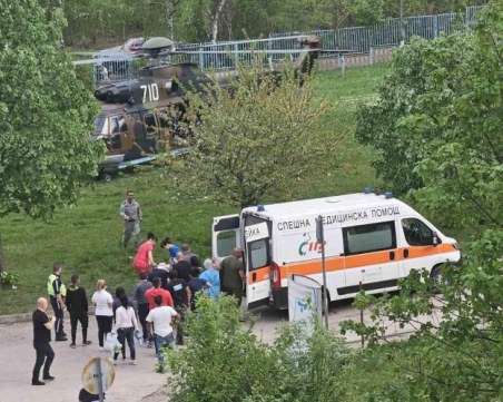 Оперираха простреляното дете във Враца