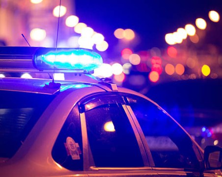 Пиян полицай удари кола с дете във Велико Търново