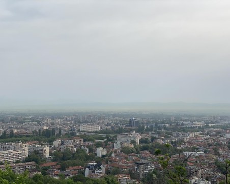 Жълта пелерина покри Пловдив, въздухът отново е замърсен