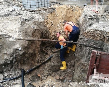 Стотици без вода в Пловдив заради ВиК аварии
