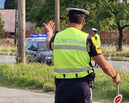 20-годишен пиян шофьор си спретна гонка с полицията край Пазарджик
