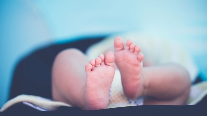 Снимка: Две бебета са починали след заразяване с коклюш в Кюстендил