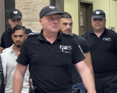 Двамата гангстери, стреляли от автомобил край Цалапица, договориха пробация