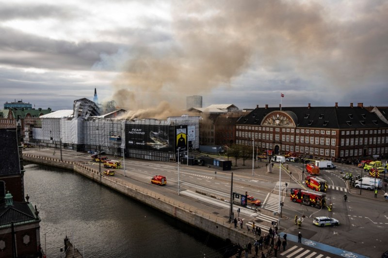 Почти всички артефакти са съхранени след пожара в старата фондова борса на Копенхаген