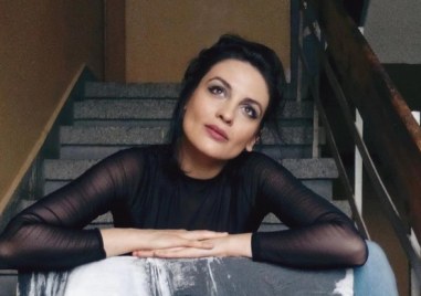 Актрисата Диана Димитрова напуска театъра и киното Това съобщи самата