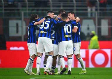 Интер спечели с 2 1 срещу Милан в дербито на Милано