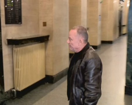 Марин Димитров, замесен в аферата с митниците, остава в ареста